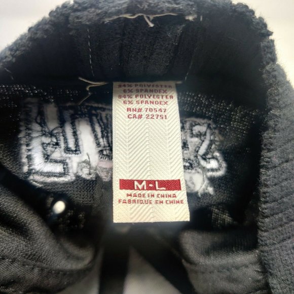 NHL Calgary Flames Size M-L Black Hat Cap Baseball Fitted 47 - Picture 9 of 9